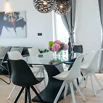 Vista Deluxe Apartament *