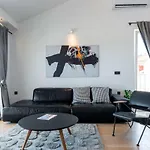 Vista Deluxe Apartament *