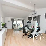Apartament Vista Deluxe *